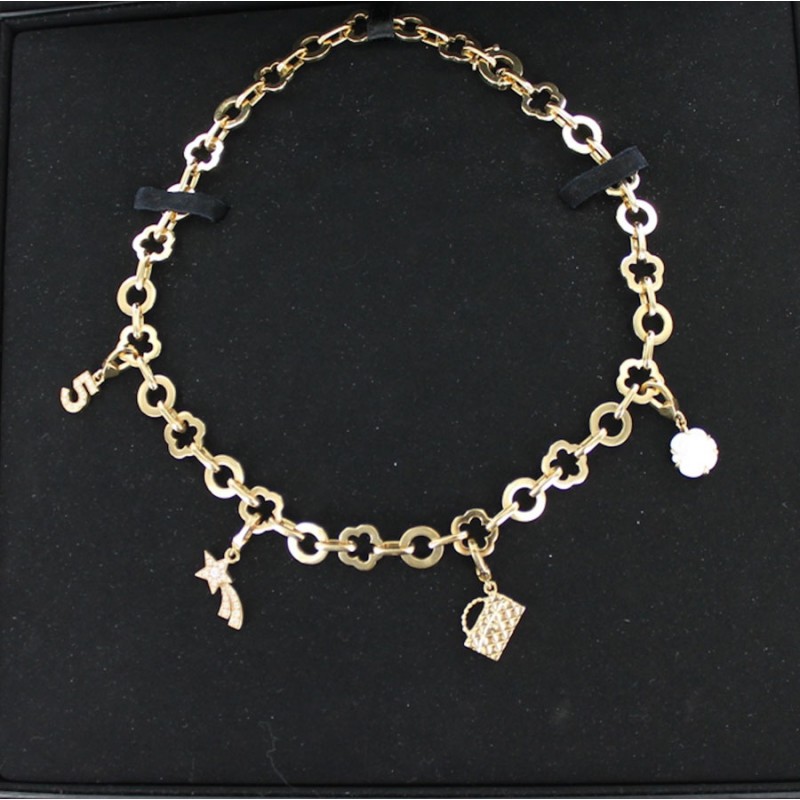CHANEL yellow gold necklace and charms - VALOIS VINTAGE PARIS