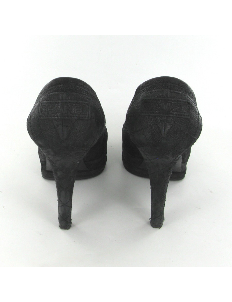 Escarpins cuir noir mâte T37 CHANEL
