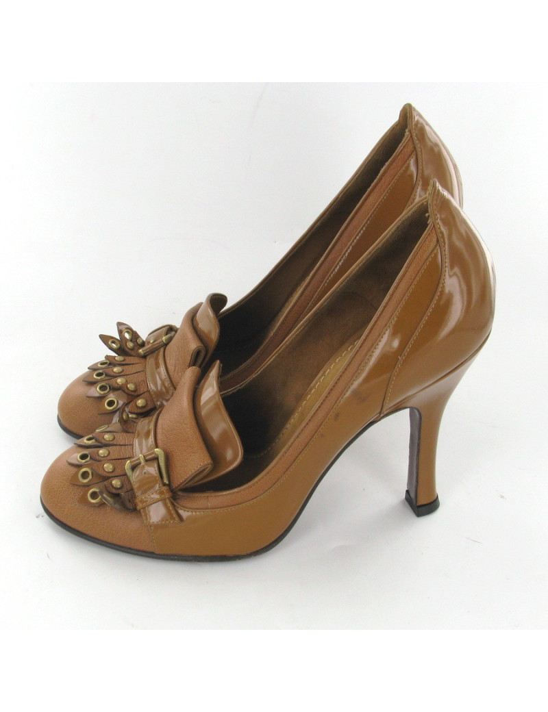 Escarpins cuir et cuir vernis T39 LOUIS VUITTON