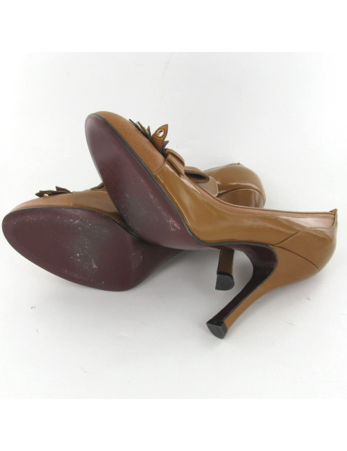 Escarpins cuir et cuir vernis T39 LOUIS VUITTON