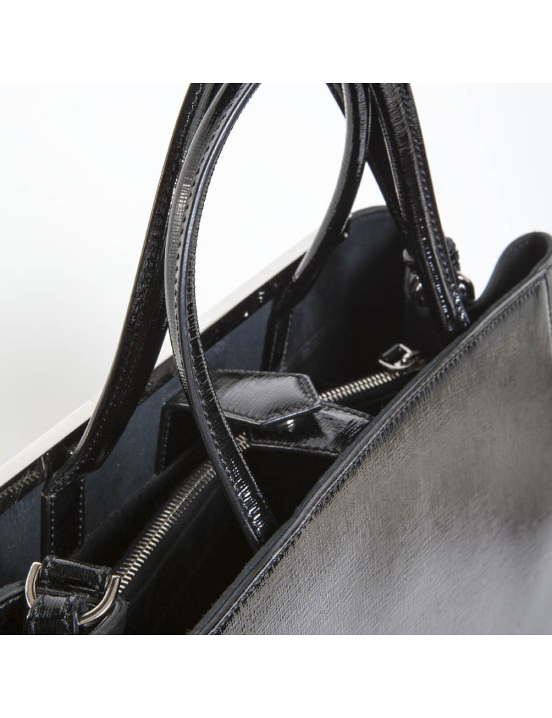 Sac FENDI cuir verni noir