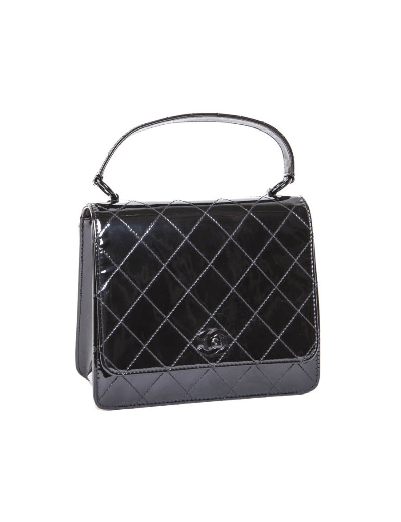 Sac CHANEL cuir verni noir vintage