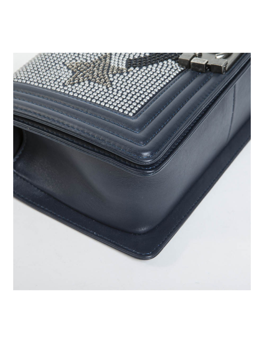 Sac Boy CHANEL bleu marine strass