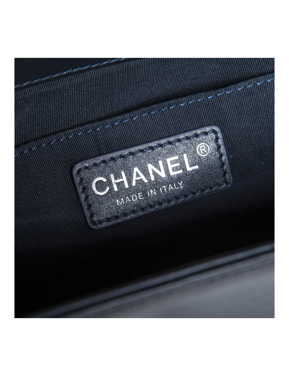 Sac Boy CHANEL bleu marine strass
