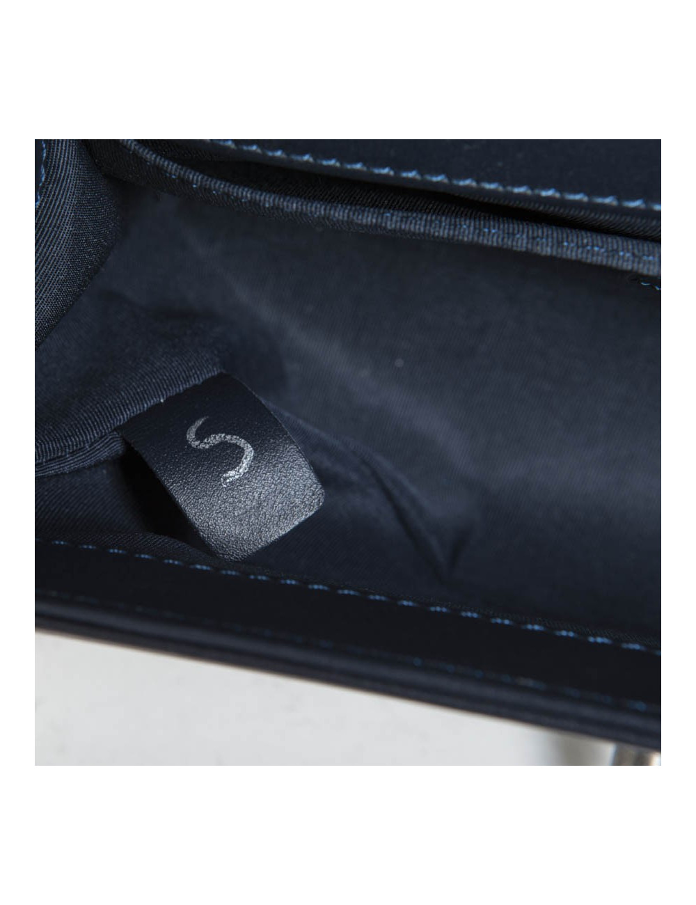 Sac Boy CHANEL bleu marine strass