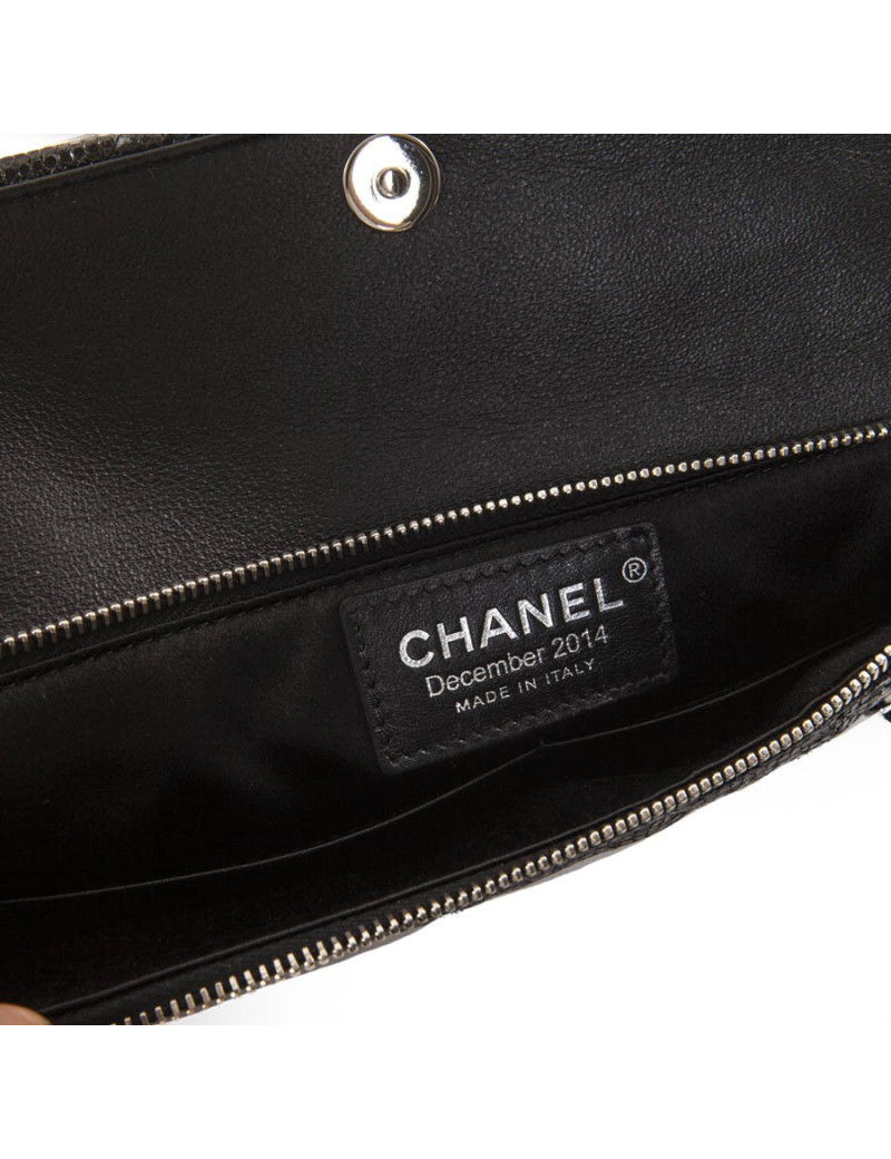 CHANEL evening bag in quilted laminated leather