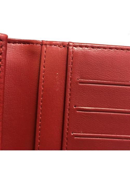 Portefeuille CHANEL en cuir matelassé rouge