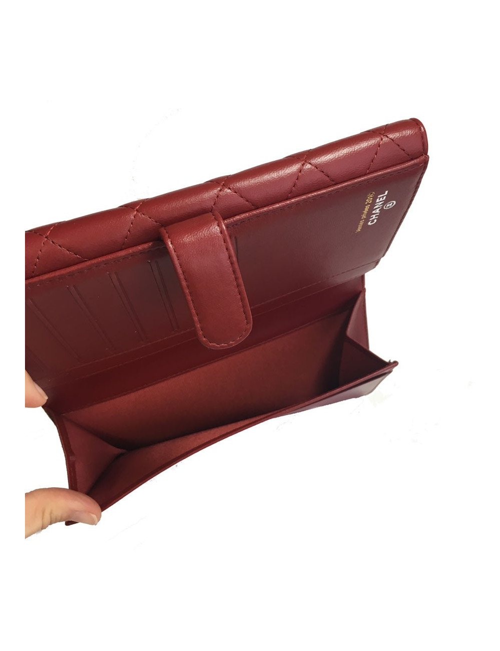 Portefeuille CHANEL en cuir matelassé rouge