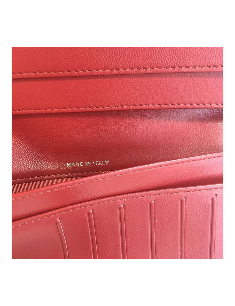 Portefeuille CHANEL en cuir matelassé rouge