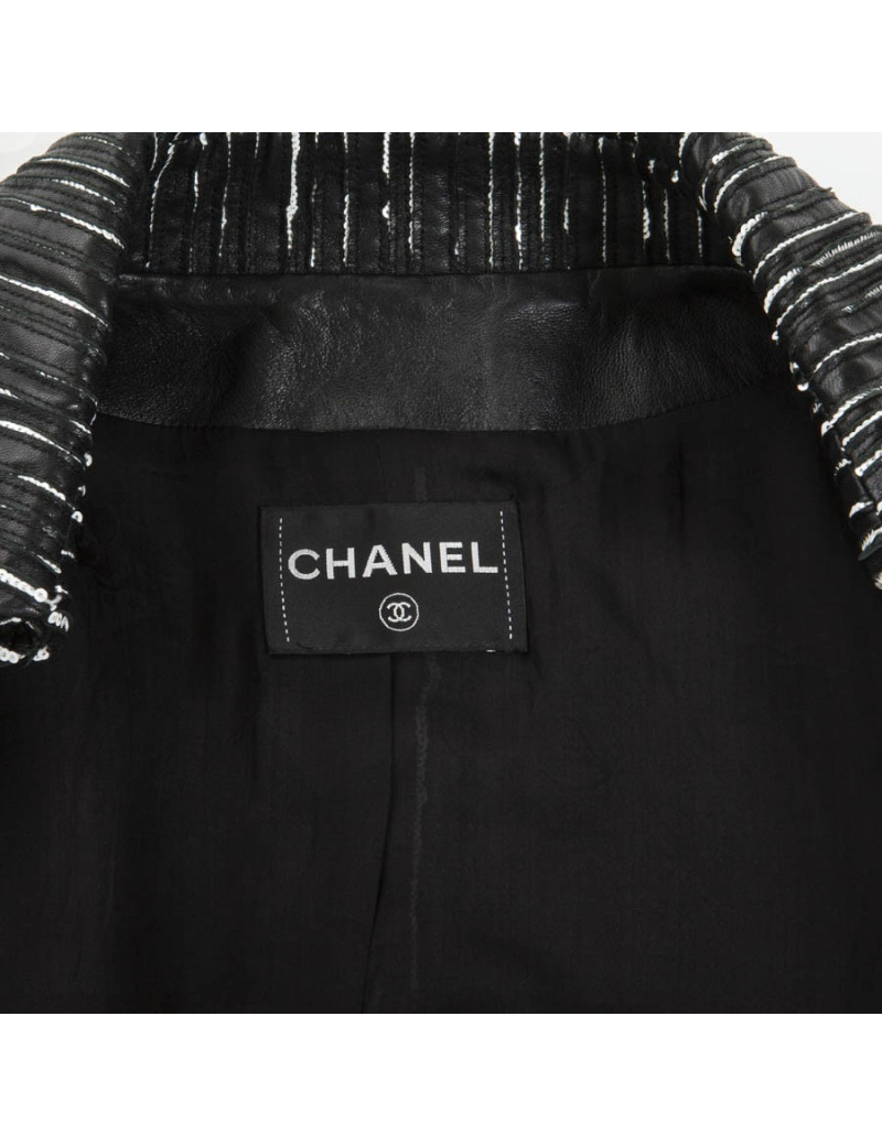 Caban CHANEL cuir rayé noir et blanc