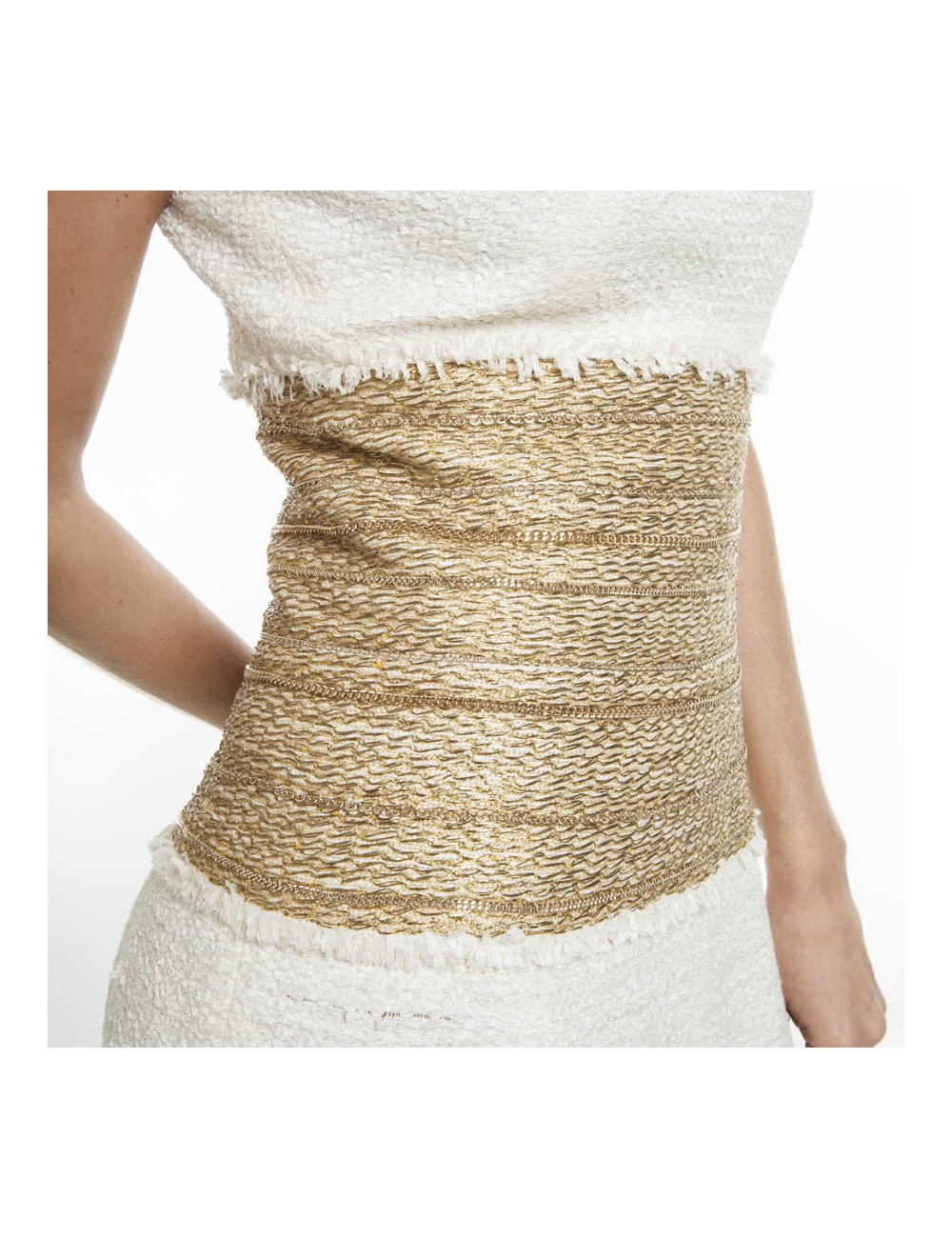 Robe CHANEL T 36 tweed crème broderies chaines dorées