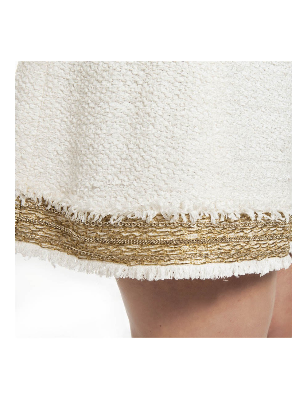 Robe CHANEL T 36 tweed crème broderies chaines dorées