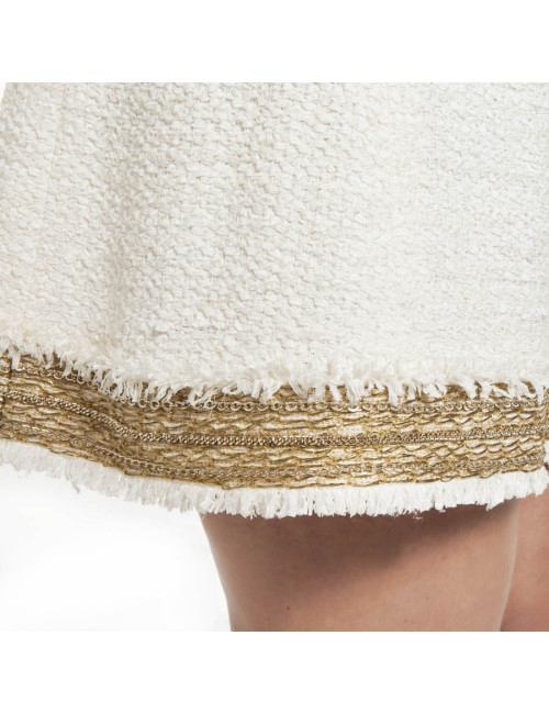 Robe CHANEL T 36 tweed crème broderies chaines dorées