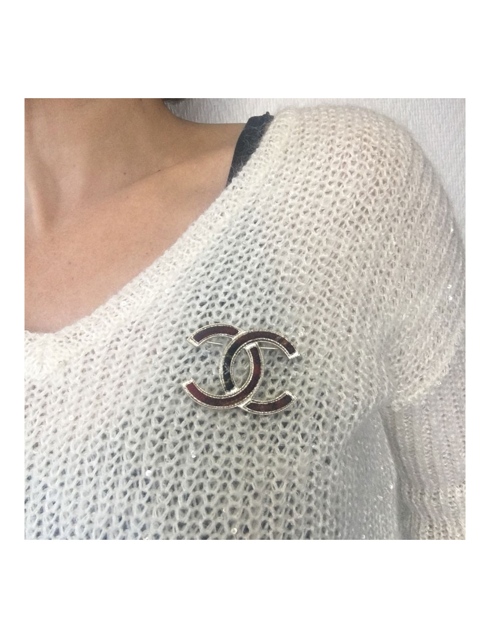 Broche CC CHANEL tweed écossais "Paris Edimbourg"