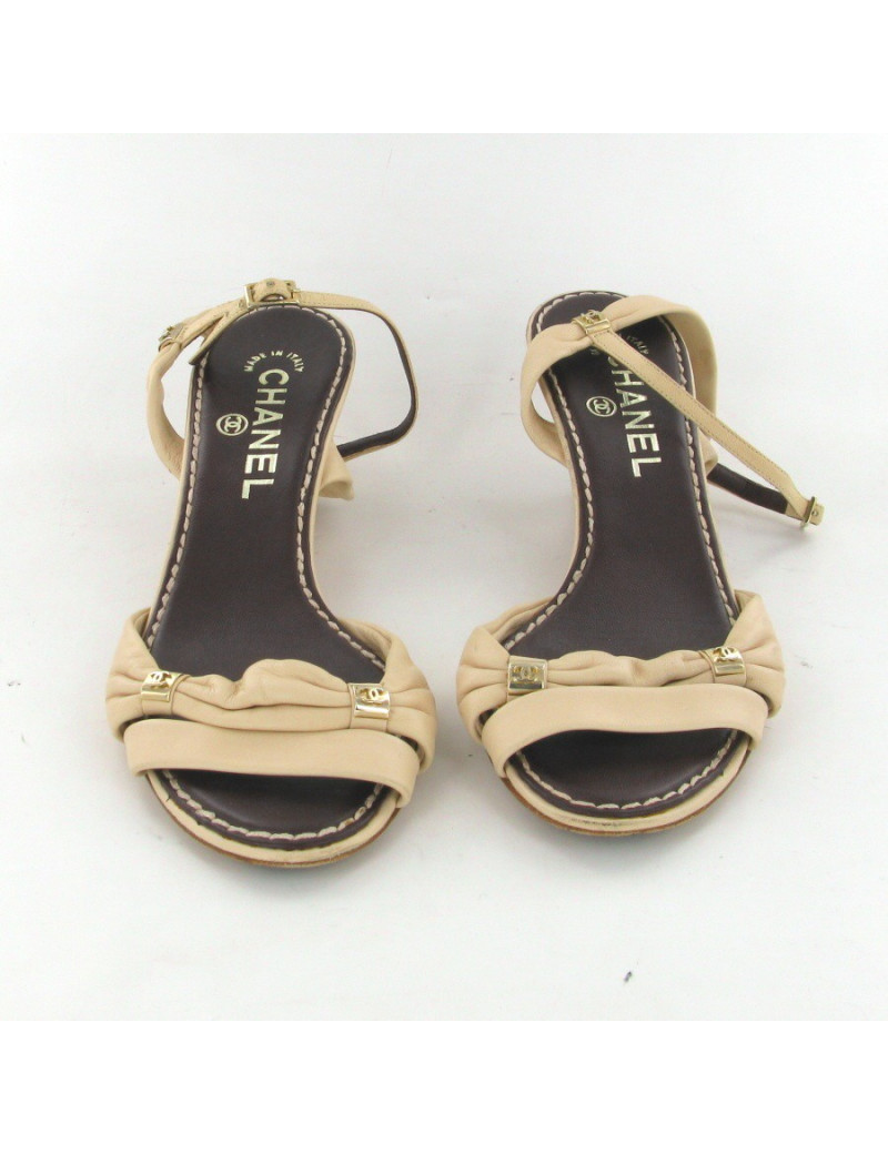 Sandales en cuir rose pâle T37.5 CHANEL