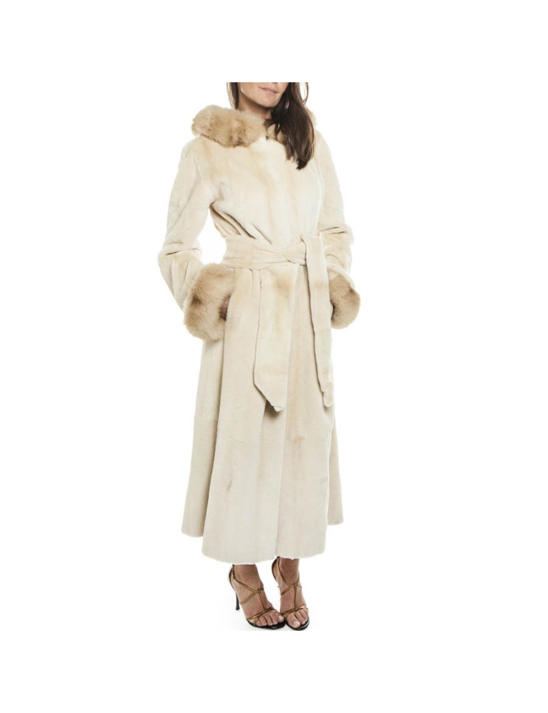 Manteau long  en vison beige