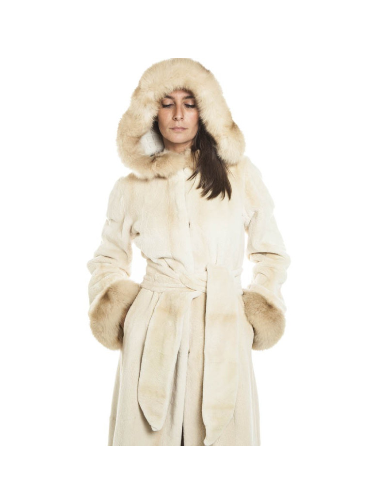 Manteau long  en vison beige