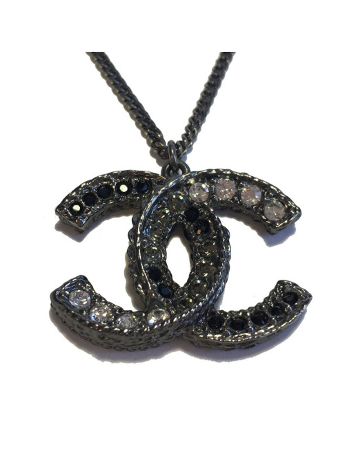 Collier CHANEL CC en ruthenium et strass