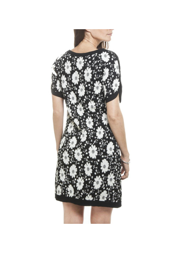 CHANEL T 36 en black and white flower dress