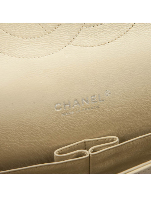 Maxi jumbo CHANEL matelassé beige