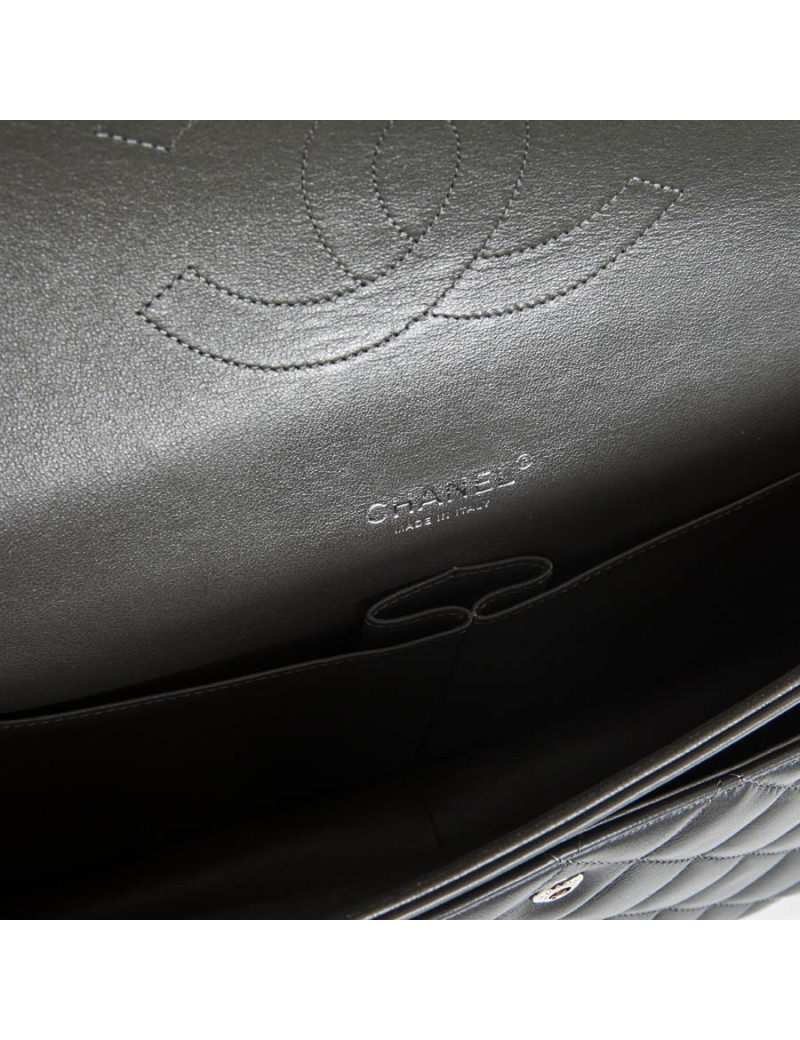 Maxi jumbo CHANEL matelassé gris foncé