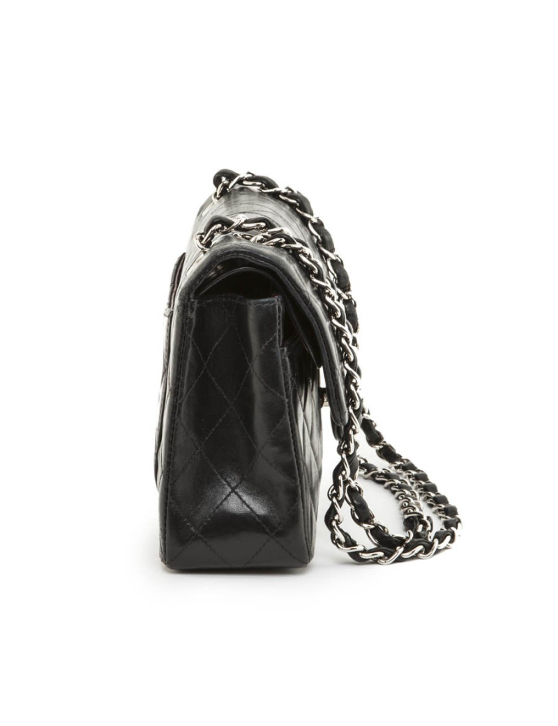 Sac timeless CHANEL cuir d'agneau lisse noir