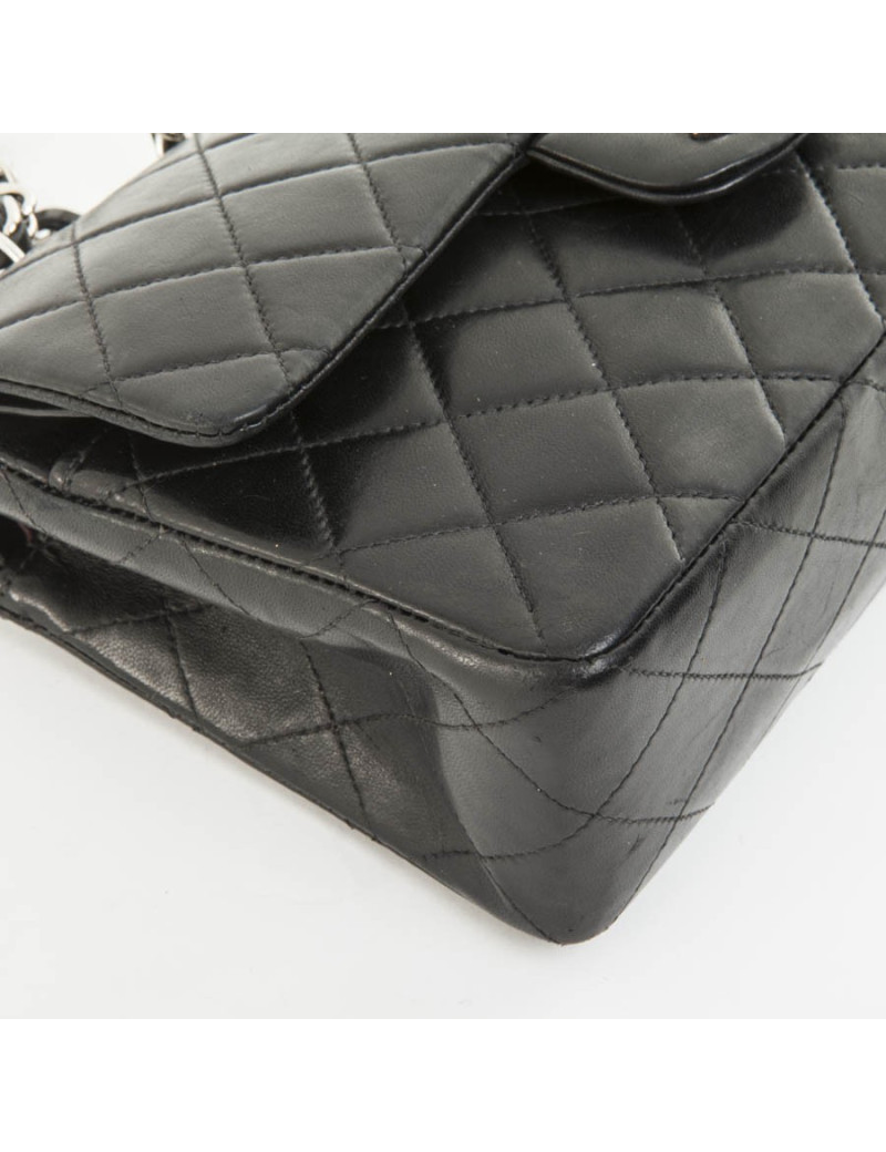 Sac timeless CHANEL cuir d'agneau lisse noir