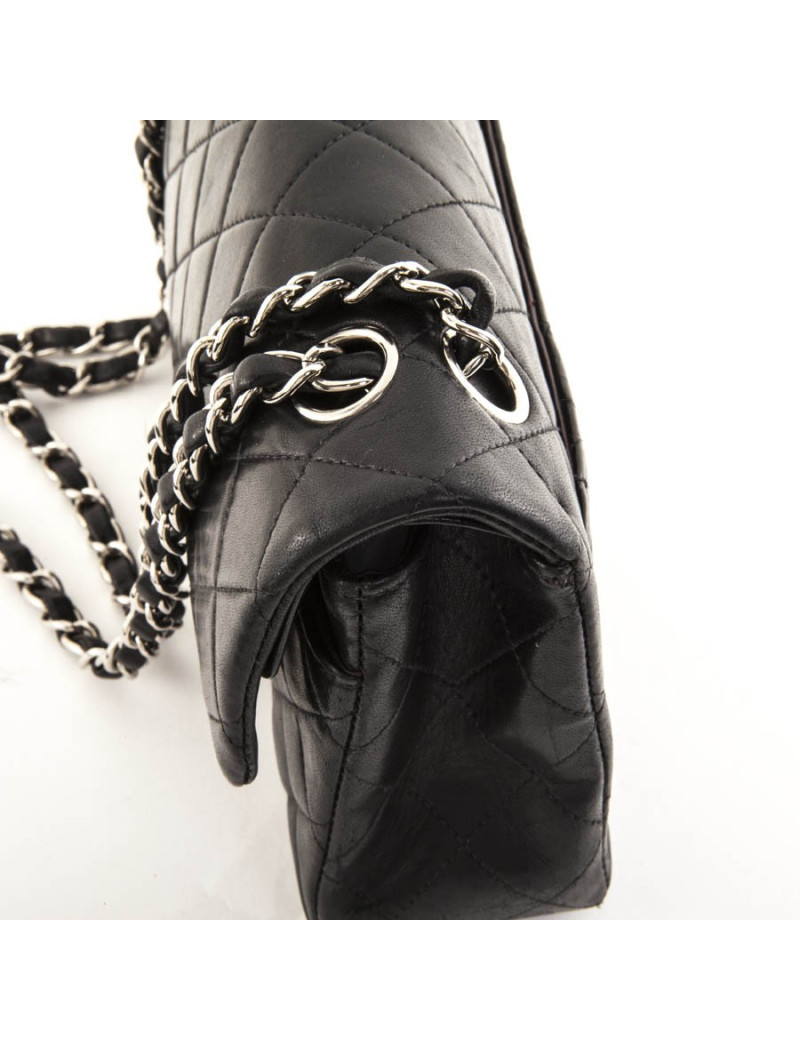 Sac timeless CHANEL cuir d'agneau lisse noir