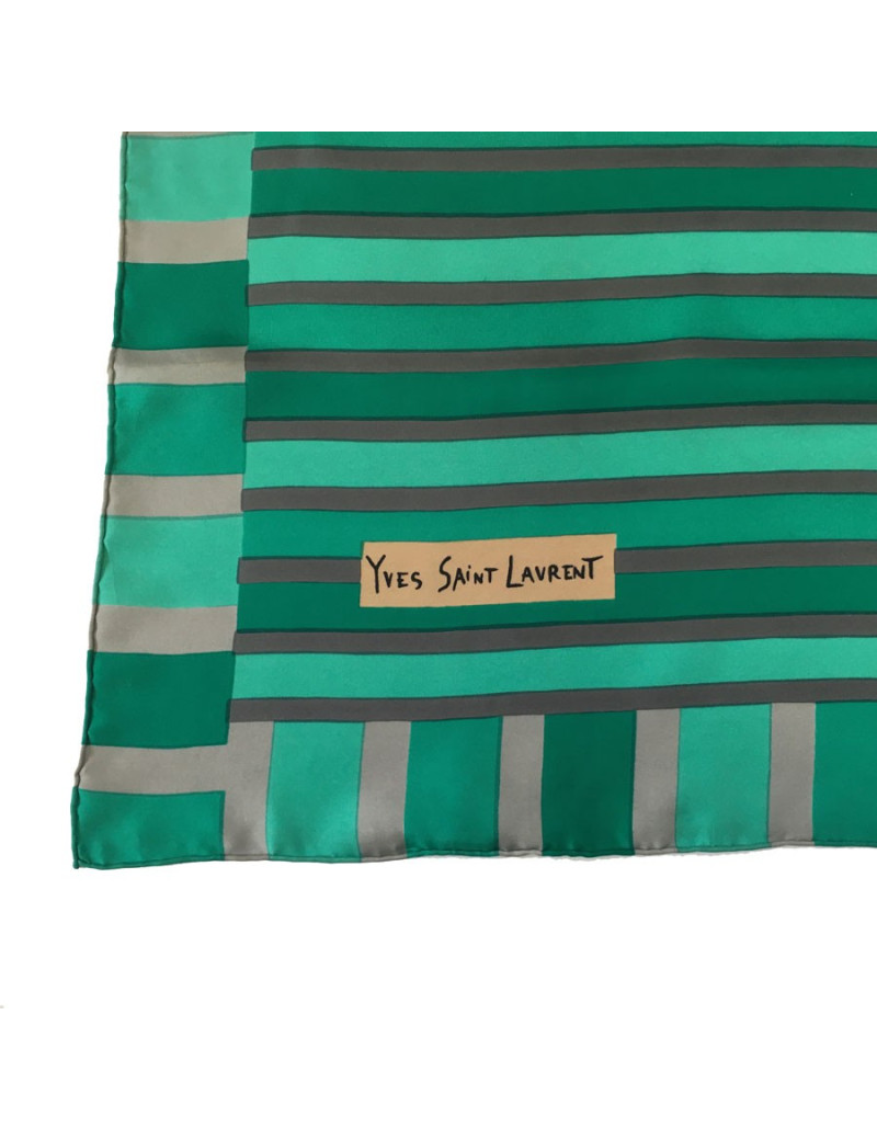 xxx Foulard YVES SAINT LAURENT en soie vert et gris