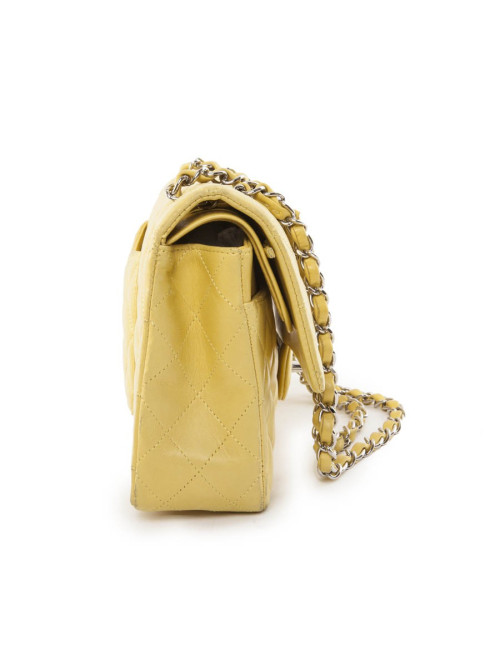 Sac timeless CHANEL cuir d'agneau lisse jaune
