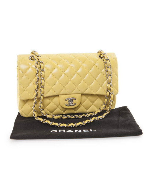 Sac timeless CHANEL cuir d'agneau lisse jaune