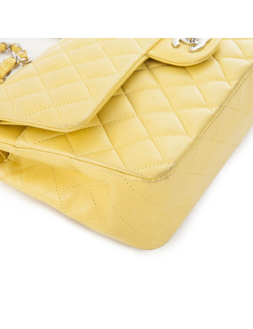 Sac timeless CHANEL cuir d'agneau lisse jaune