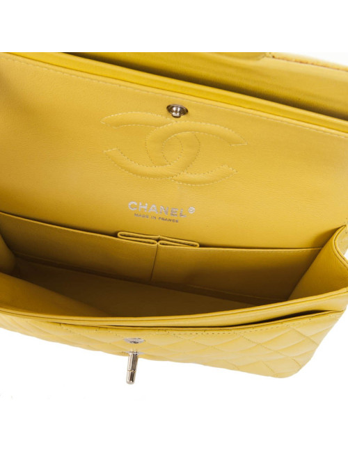 Sac timeless CHANEL cuir d'agneau lisse jaune