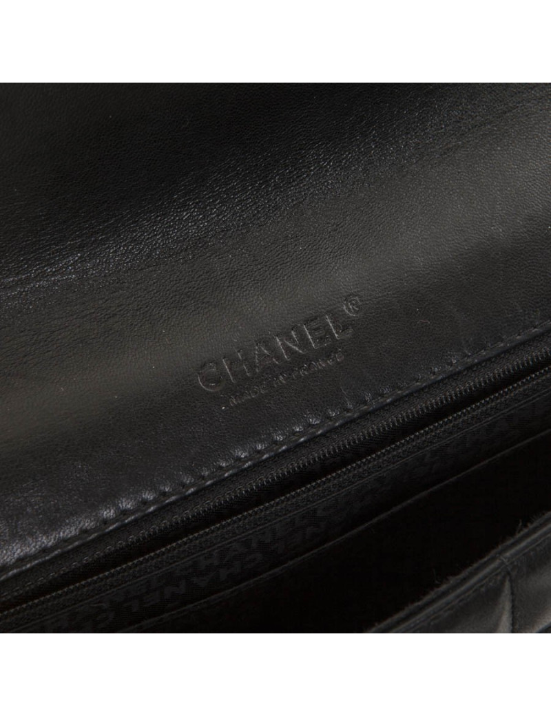 Sac CHANEL chaines et cuir matelassé noir