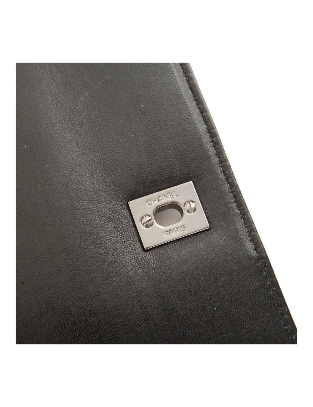 Sac CHANEL chaines et cuir matelassé noir