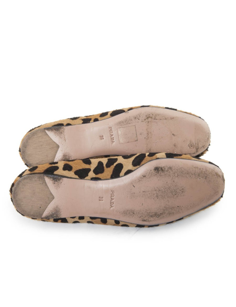 Ballerines PRADA T 38 façon léopard