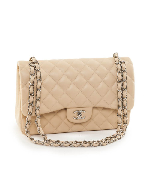 Sac jumbo CHANEL cuir d'agneau matelassé beige