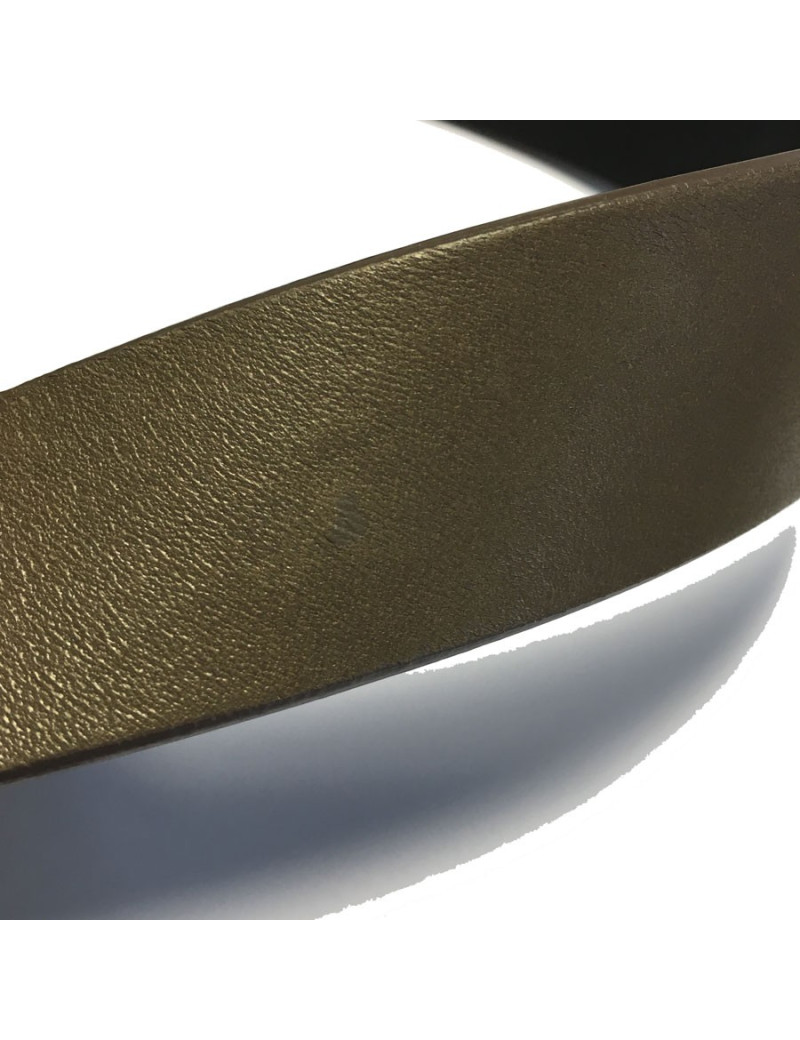 Ceinture CHANEL en cuir taupe bijouterie dorée or pâle