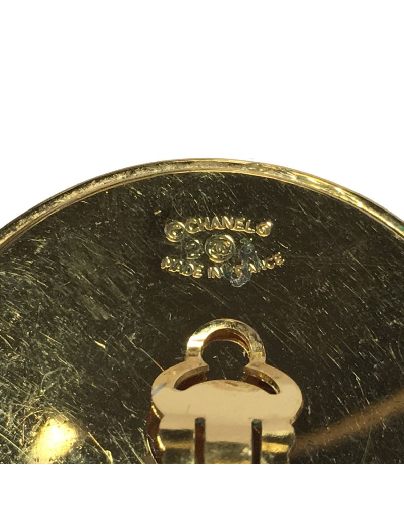  CHANEL vintage clip-on earrings in gilded metal and pearls