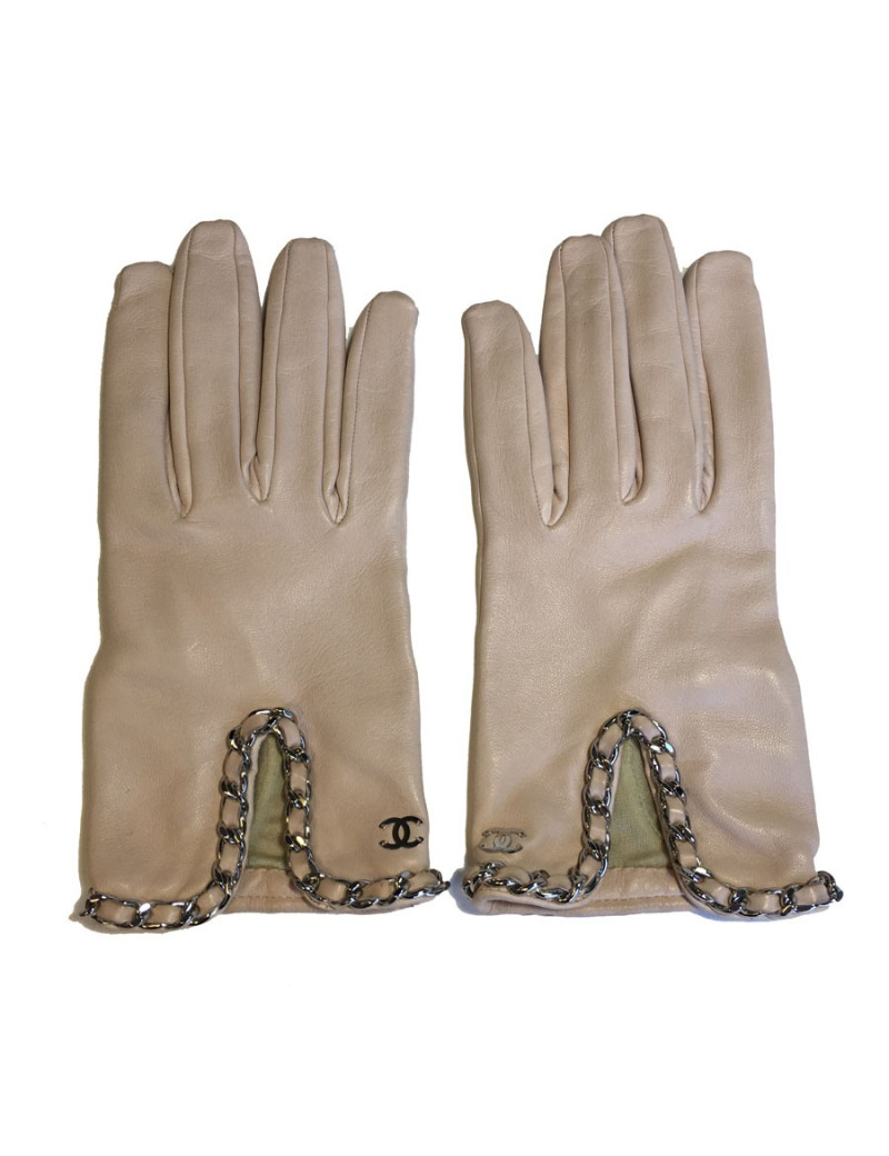 Gants CHANEL cuir d'agneau rose pâle et chaine argentée taille 8