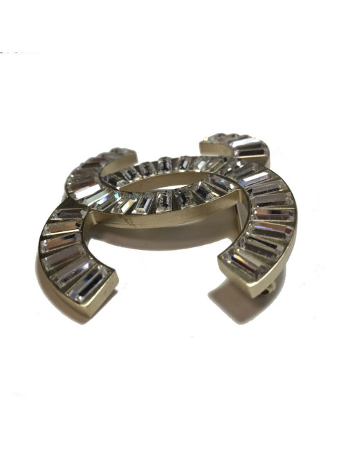 Broche CHANEL CC en strass et métal doré or pâle