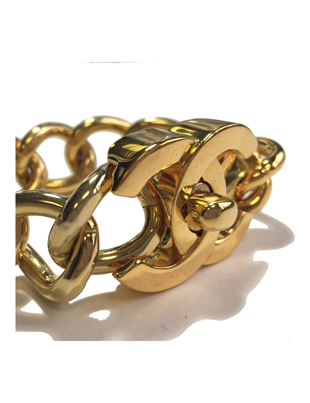 Bracelet CHANEL CC métal doré