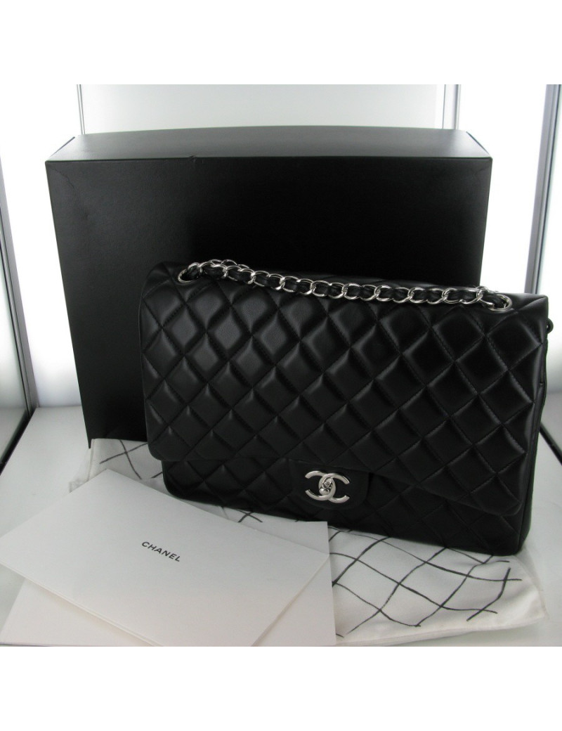 Maxi Jumbo agneau matelassé noir CHANEL
