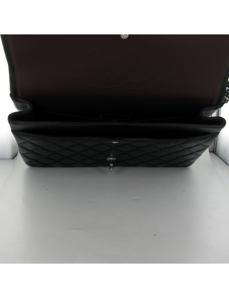 Maxi Jumbo agneau matelassé noir CHANEL