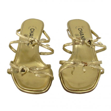 Sandales CHANEL T36 vintage en cuir doré