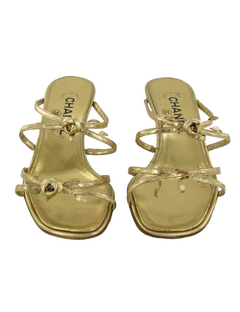 Sandales CHANEL T36 vintage en cuir doré