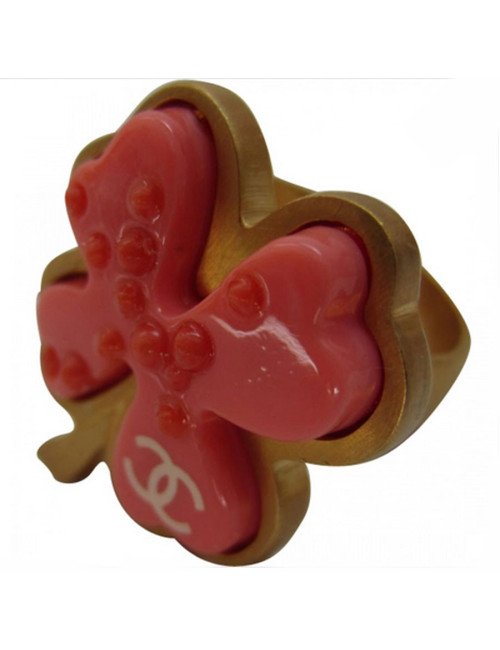 Bague "Trèfle" rose oranger et métal doré mat