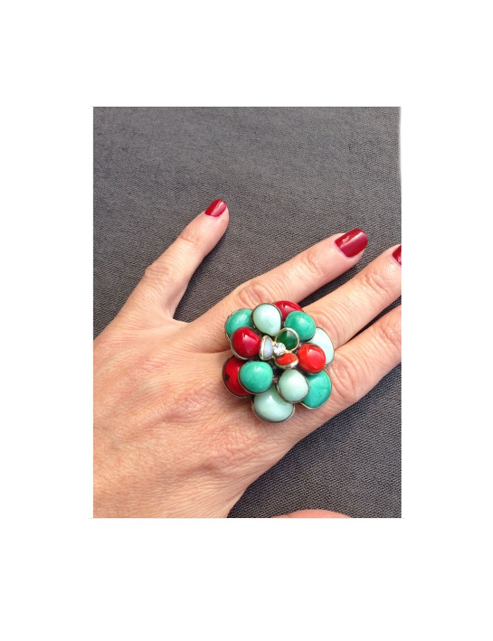 MARGUERITE of VALOIS flower glass ring