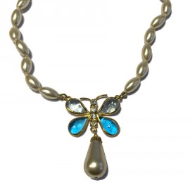 Collier MARGUERITE DE VALOIS papillon en perles en pâte de verre nacrée, bleue et strass 