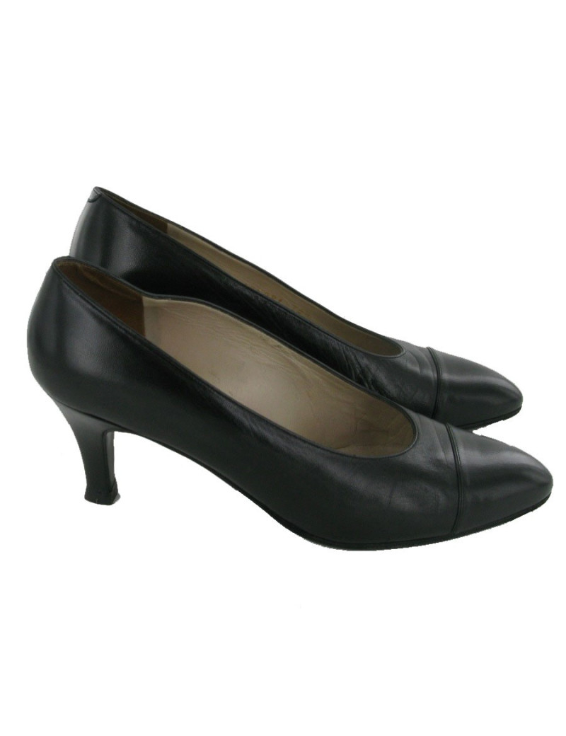 CHANEL shoes 36.5 T black lambskin